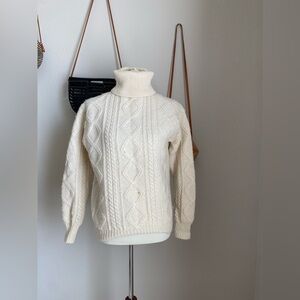 Vintage For Eatons Cableknit 100% Virgin Wool Cream Turtleneck Sweater, Medium